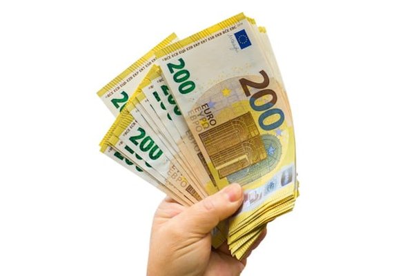 Les Risques Inhérents aux Placements Financiers : Un Guide Complet